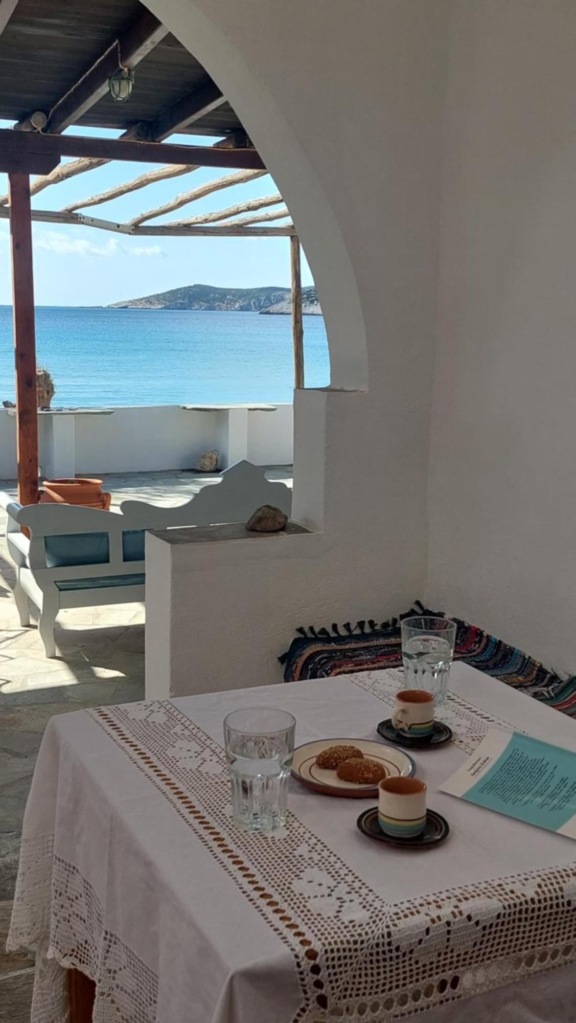 Styfilia Beachfront Apartments Platis Gialos  Екстериор снимка